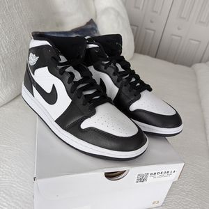 Nike Air Jordan 1 Mid sneakers black/white